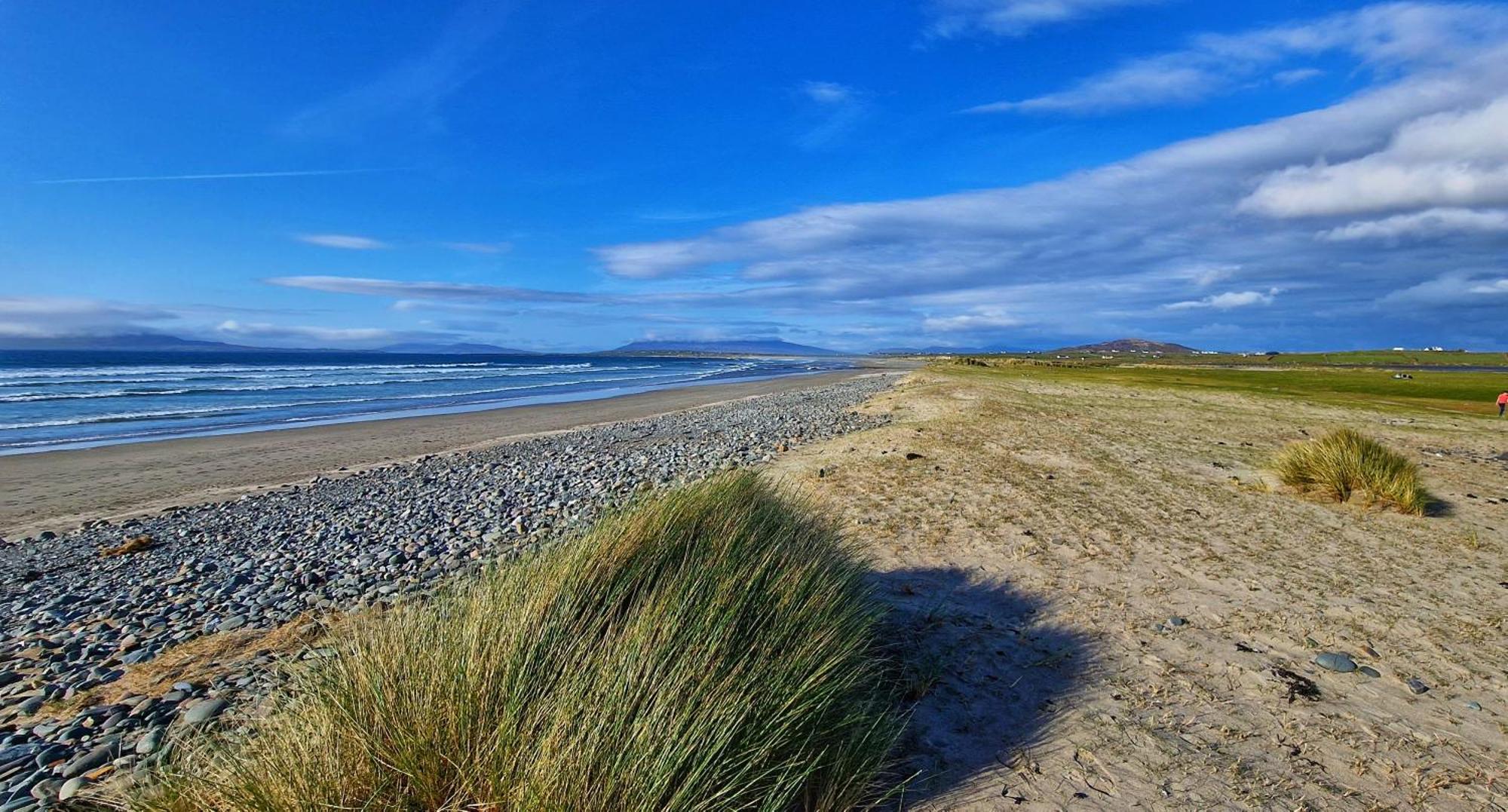 Louisburgh Cottages Экстерьер фото